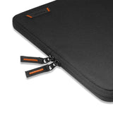 Spigen Vadderat & Vattentåligt Datorfodral 14" (34,5 x 24,8 cm) - Svart