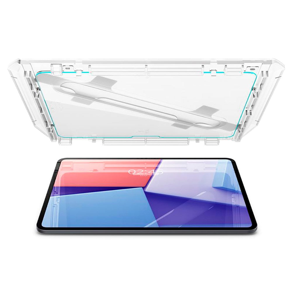 iPad Pro 13" (2024) Spigen EZ Fit Glas.tR Skärmskydd - Case Friendly - Genomskinlig