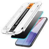 iPhone 16 Spigen EZ Fit Glas.tR Skärmskydd - Privacy Filter - Case Friendly - Genomskinlig