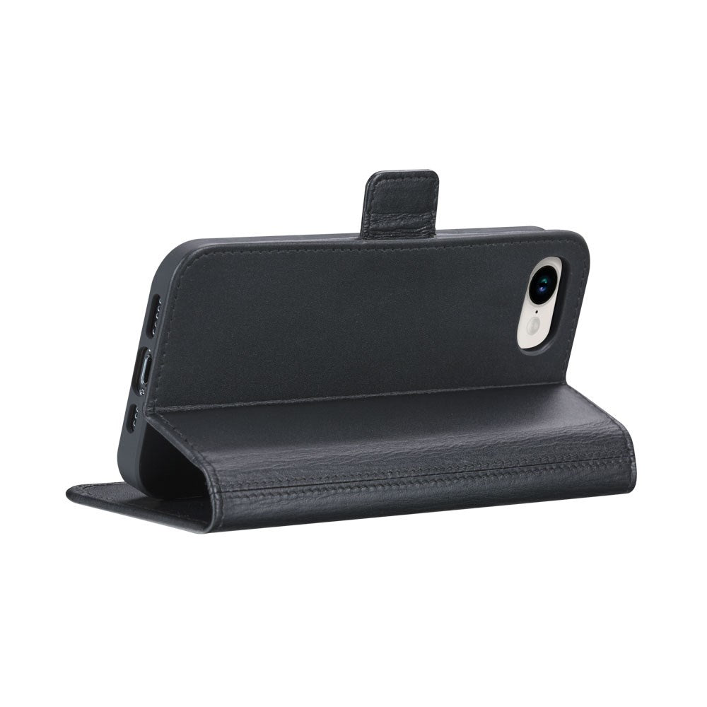 iPhone 17e / 16e dbramante1928 Copenhagen Slim Plånboksfodral i Äkta Läder - Svart