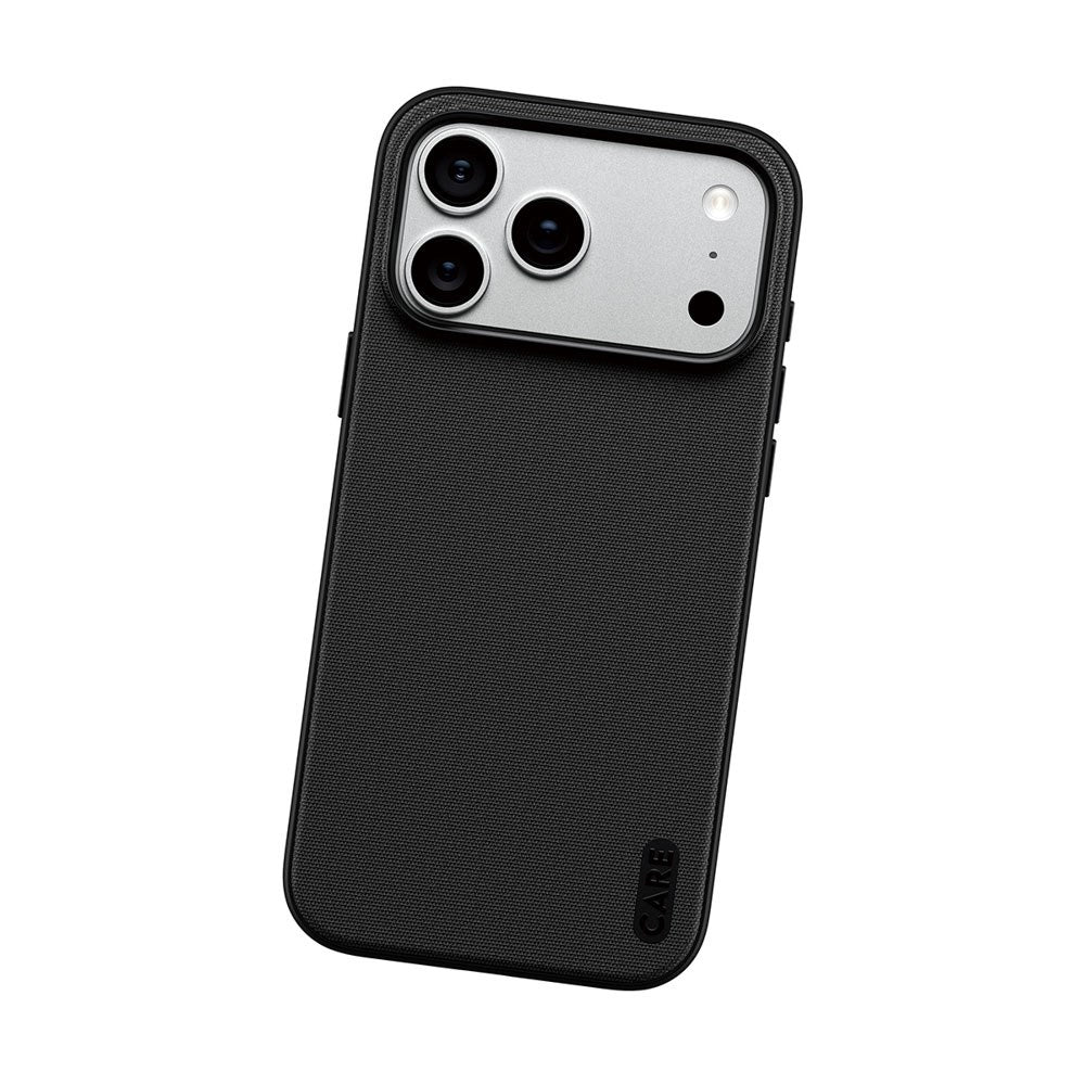 iPhone 18 Pro Max / 17 Pro Max CARE by PanzerGlass Fusion Fabric Skal - MagSafe Kompatibel - Svart