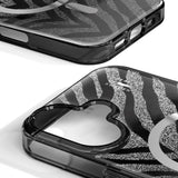 iPhone 16 iDeal Of Sweden Clear Skal - MagSafe Kompatibel - Zebra Mystique