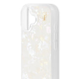 iPhone 16 iDeal Of Sweden Pearlized Skal - White