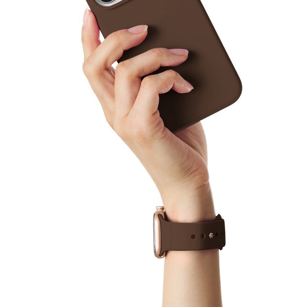 Apple Watch (38/40/SE/41/42mm) iDeal of Sweden Silikonarmband - Storlek M/L - Mocha Mousse