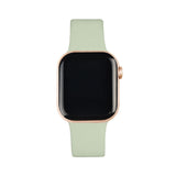 Apple Watch (42/44/SE/45/46/49mm) iDeal of Sweden Silikonarmband - Storlek M/L - Sage Green