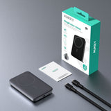 Aukey MagFusion 10 000 mAh Powerbank med Trådlös Laddning & Stativfunktion - MagSafe / Qi2 Kompatibel - Grå