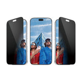 iPhone 18 Pro PanzerGlass Ultra Wide Fit Skärmskyddsglas m. FastFit In-A-Box - Privacy - Genomskinlig