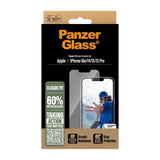 iPhone 16e / 14 / 13 / 13 Pro PanzerGlass Classic Fit Skärmskydd m. EasyAligner - Genomskinlig