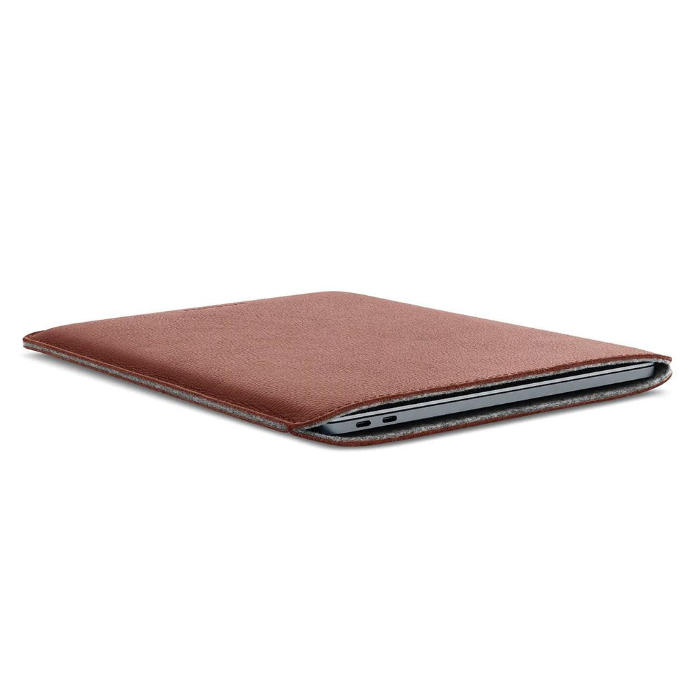 Woolnut Äkta Läder Sleeve för MacBook / Laptop 15" (350 x 245mm)  - Brun