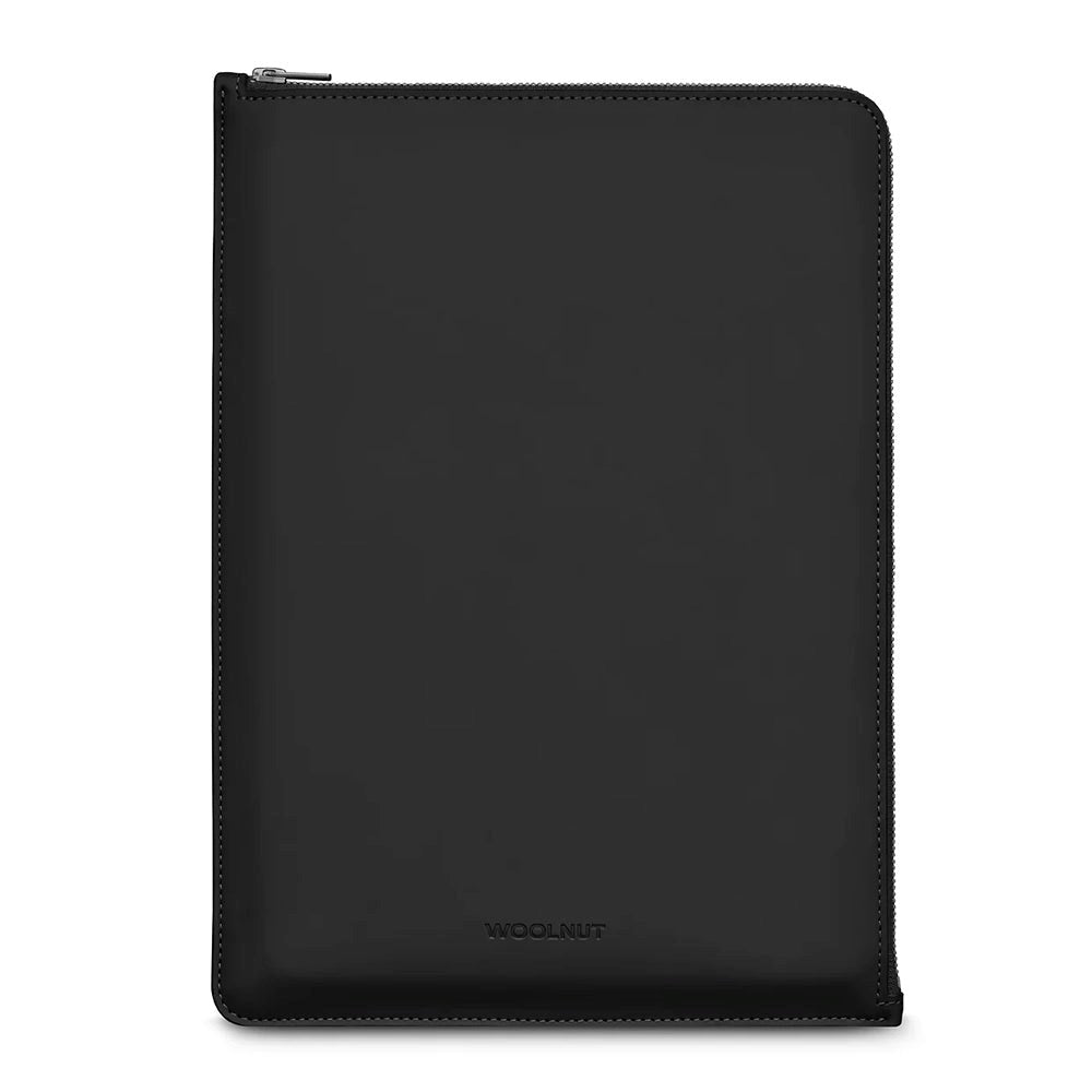 Woolnut Coated Folio Konstläder Sleeve för MacBook / Laptop 13" / 14" (315 x 230mm) - Svart