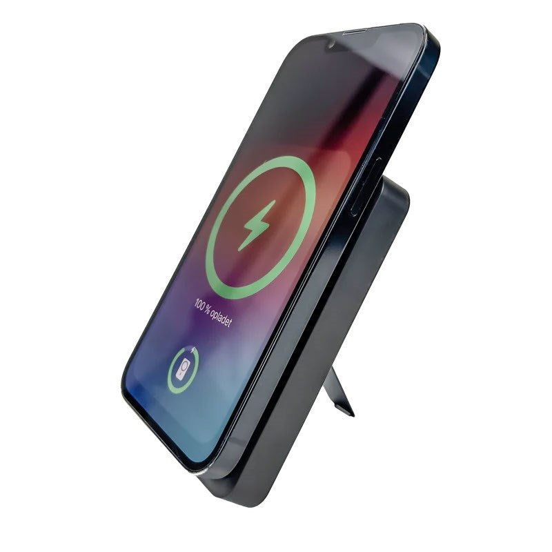 Zmartgear Powerbank Pro 6-i-1 med 18W / 10.00mAh / Trådlös Laddning / Inbyggd USB-C & Lightning-Kabel / Stöd - Svart